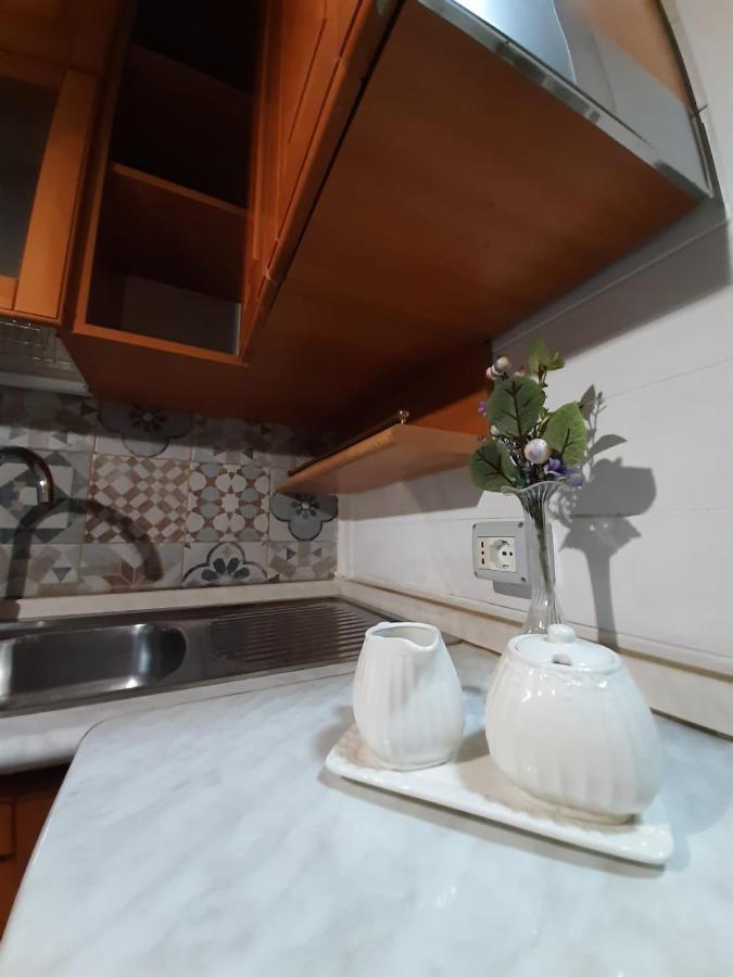 Holiday House Nel Cuore Di บารี ภายนอก รูปภาพ