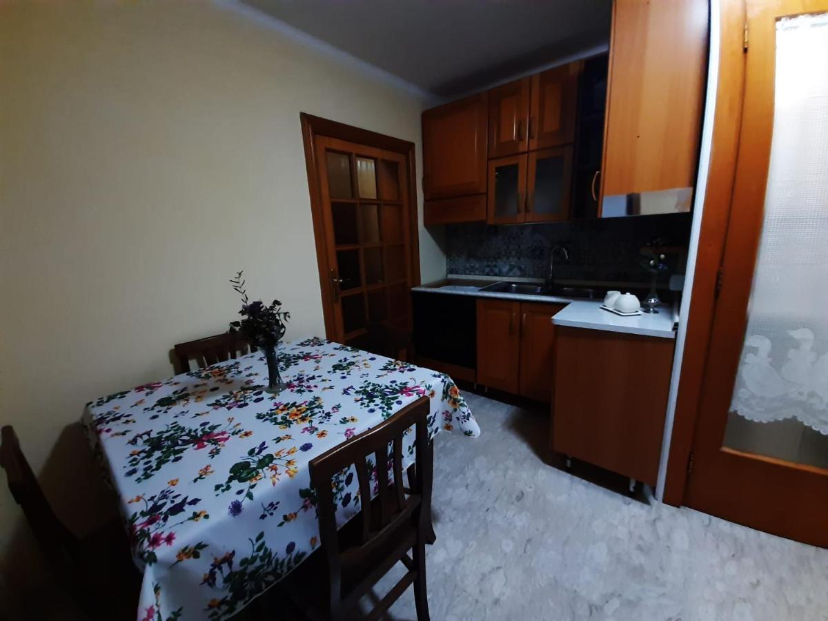 Holiday House Nel Cuore Di บารี ภายนอก รูปภาพ