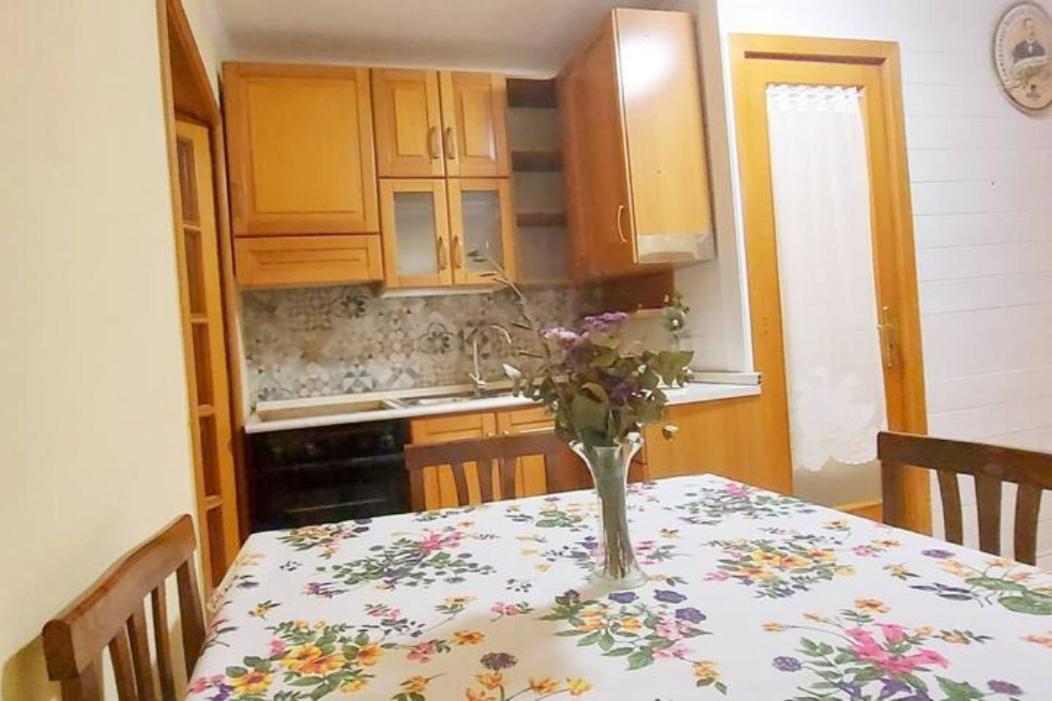 Holiday House Nel Cuore Di บารี ภายนอก รูปภาพ